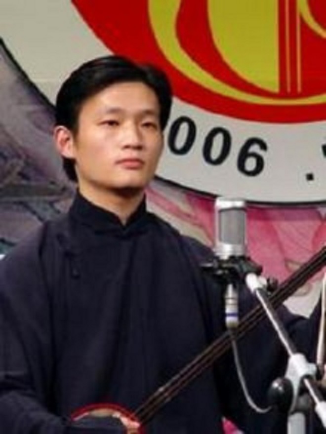 评弹学校 /a>,师承著名演员 a target="_blank" href="/item/周希明