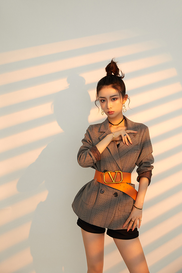 余梦寒（中国内地女演员）_百度百科