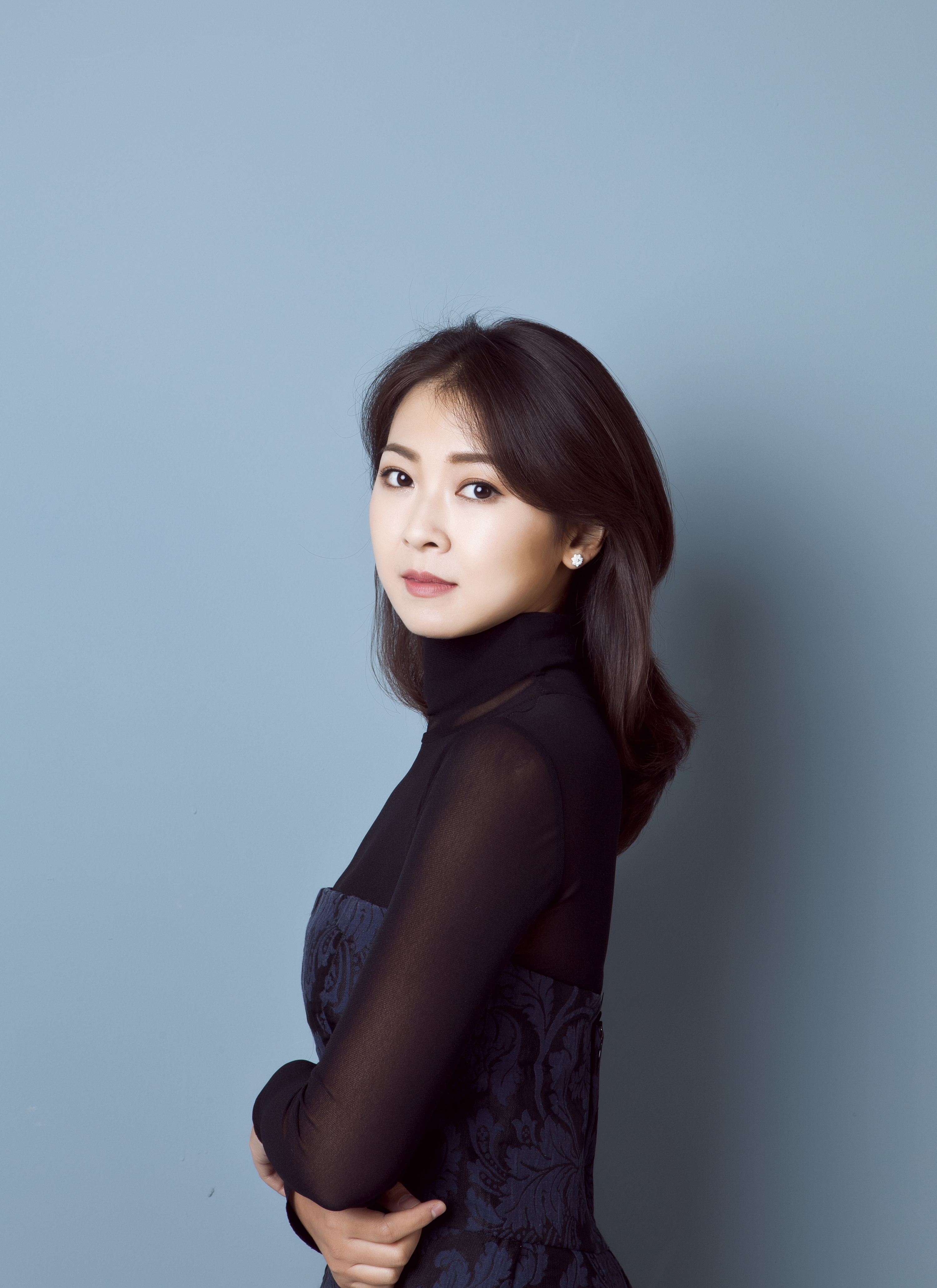  p>陈佳,出生于北京,毕业于 a target="_blank" href="/item/对外经济