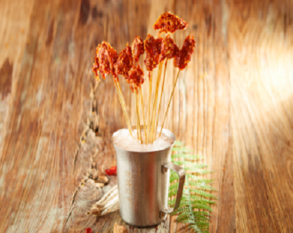 辣叁成是一个重庆烧菜火锅行业的品牌