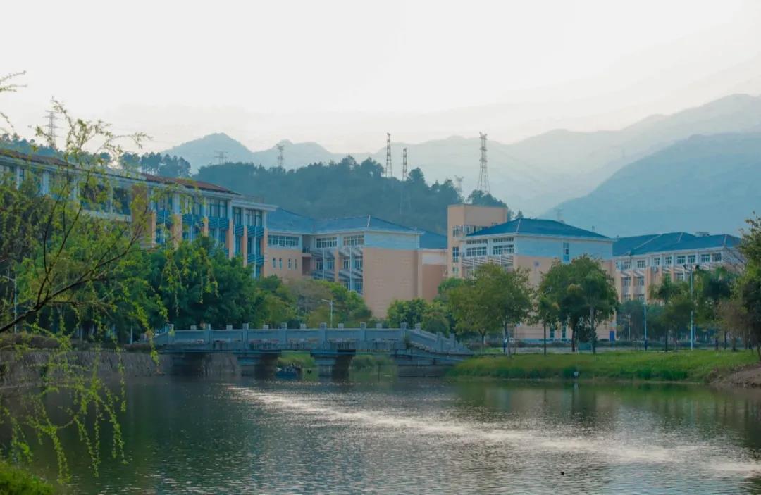  p>闽江学院(minjiang university,mju),简称"闽院",坐落于福建省 a