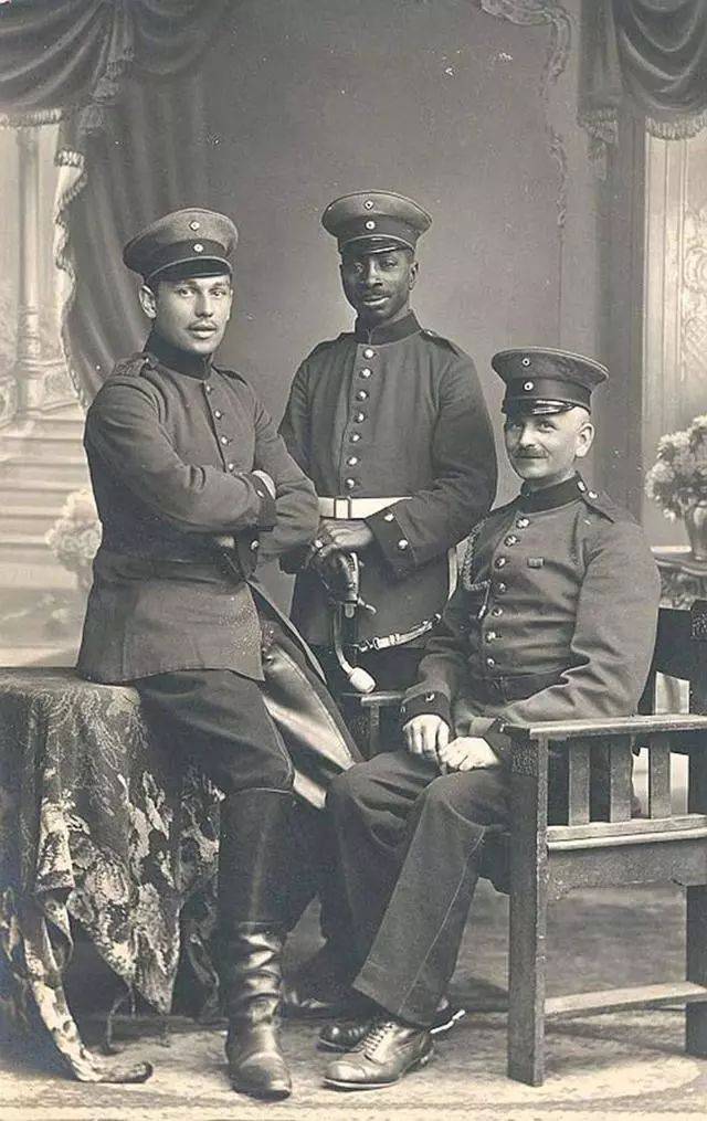  p>德意志非洲军团(德语: deutsches afrikakorps ) 是 a target="