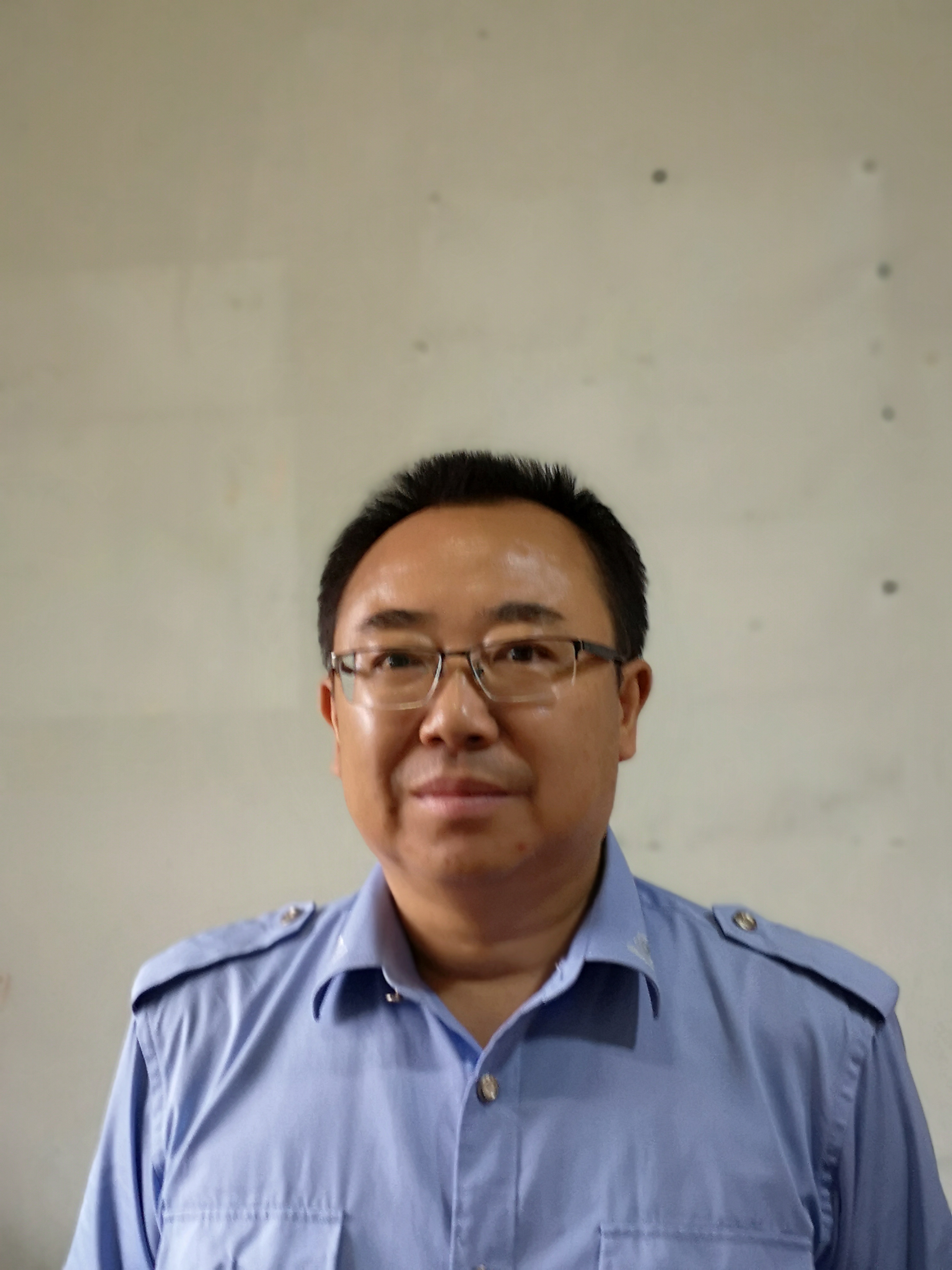 张道金,现任湖南省古丈县水利局党组副