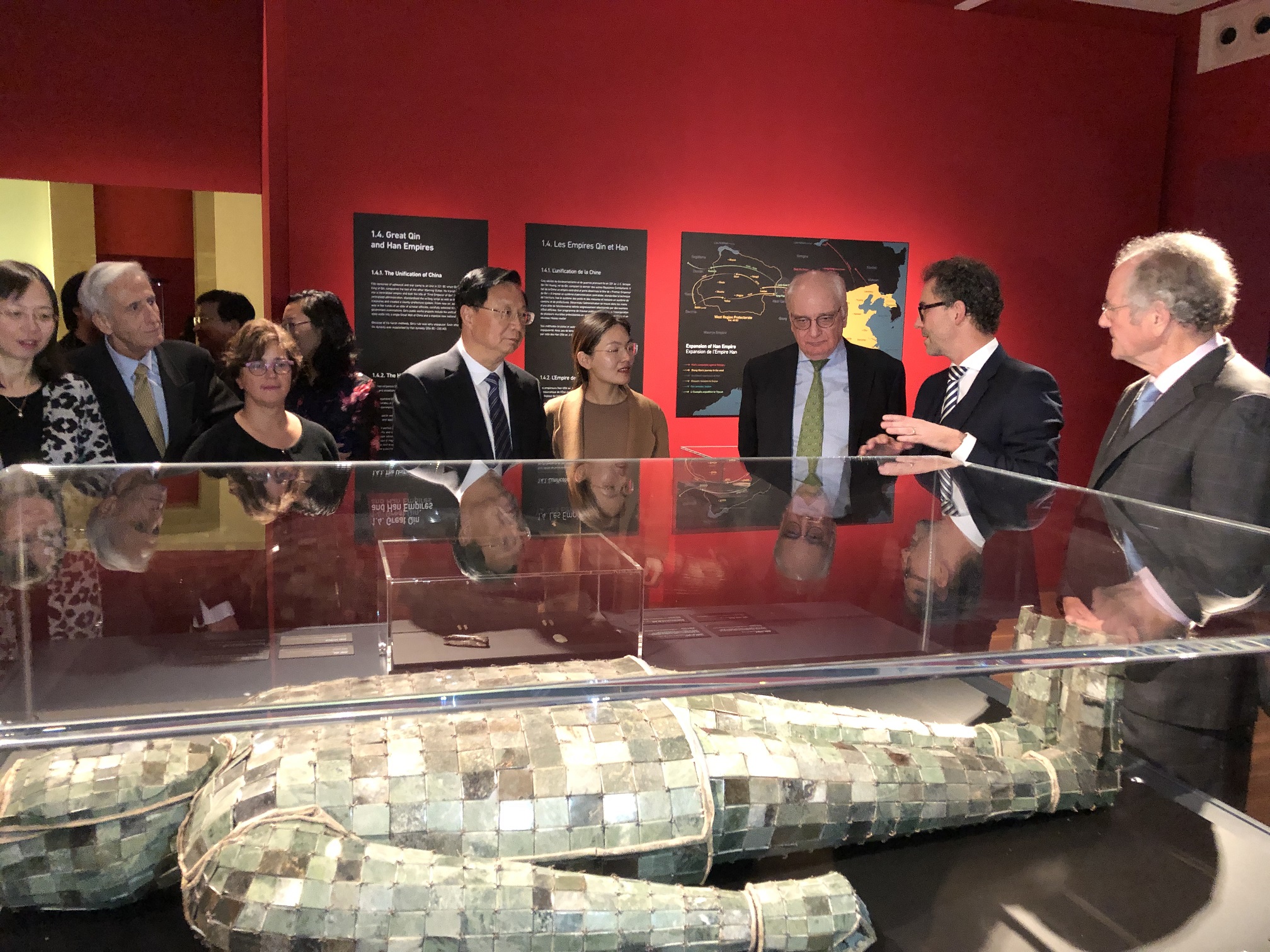 简称"中国驻卢森堡大使馆",是中国在卢森堡大公国设立的外交机构,使馆