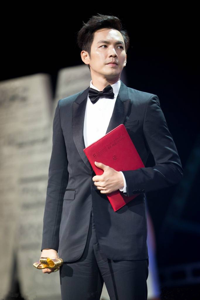  p>钟汉良(wallace chung),1974年11月30日出生于 a target="_blank"