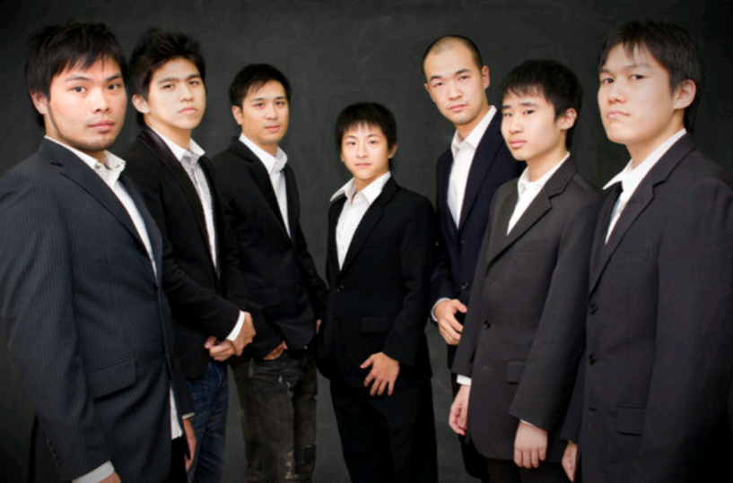 cappella,即无伴奏人声乐团)后,惊艳于阿卡贝拉所散发的魅力之余,便找