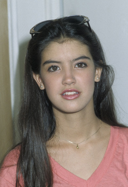  p>菲比·凯茨(phoebe cates),1963年7月16日生于美国纽约.