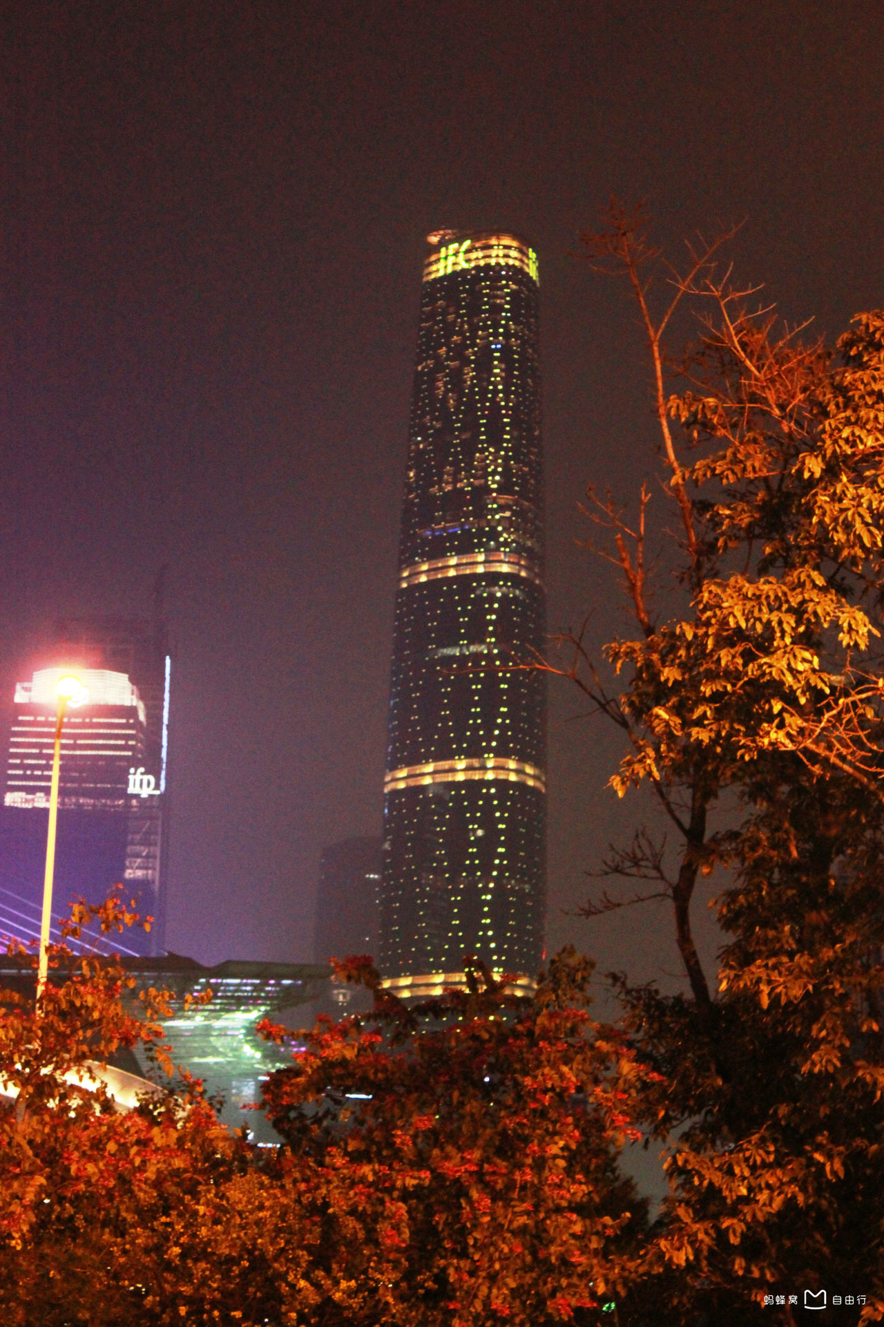  p>天河体育中心位于中国广东省广州市天河区,始建于1984年,地处广州