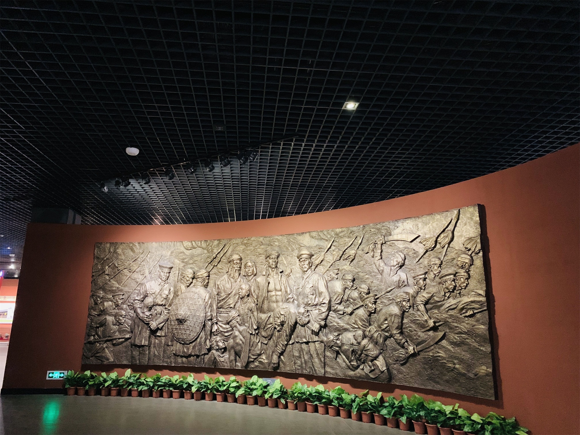  p>瑞金中央革命根据地历史博物馆位于瑞金城西苏维埃纪念园内,占地