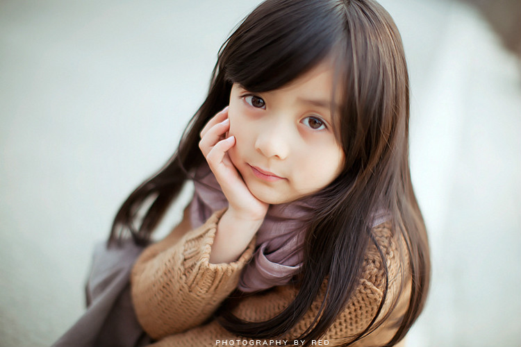  p>安淇尔 i>(小苹果) /i>,2007年12月19日出生于湖南长沙,中国女演员