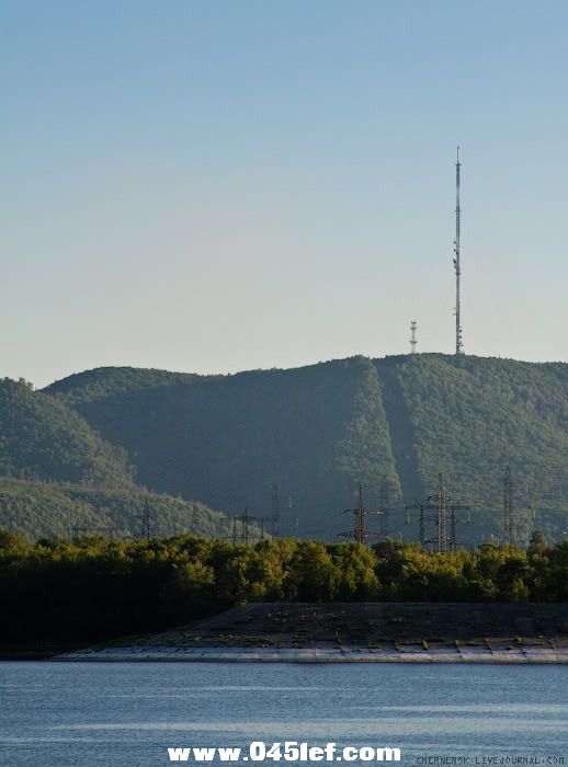  p>古比雪夫水电站又名伏尔加列宁水电站,位于俄罗斯伏尔加(Волг