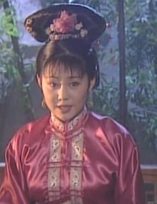  p>宝日龙梅是电视剧《康熙王朝》中的喀尔喀公主,剧中扮演宝日龙梅的