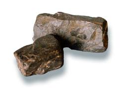  p>黑钨矿是提炼钨的最主要矿石,它也叫钨锰铁矿.