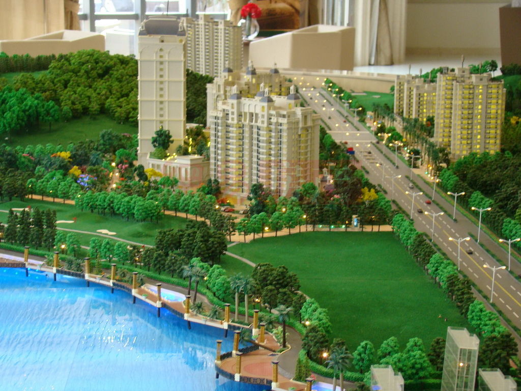  p>珠江峰景湾地处佛山东北部,东与广州接壤,南距佛山市中心10多千米