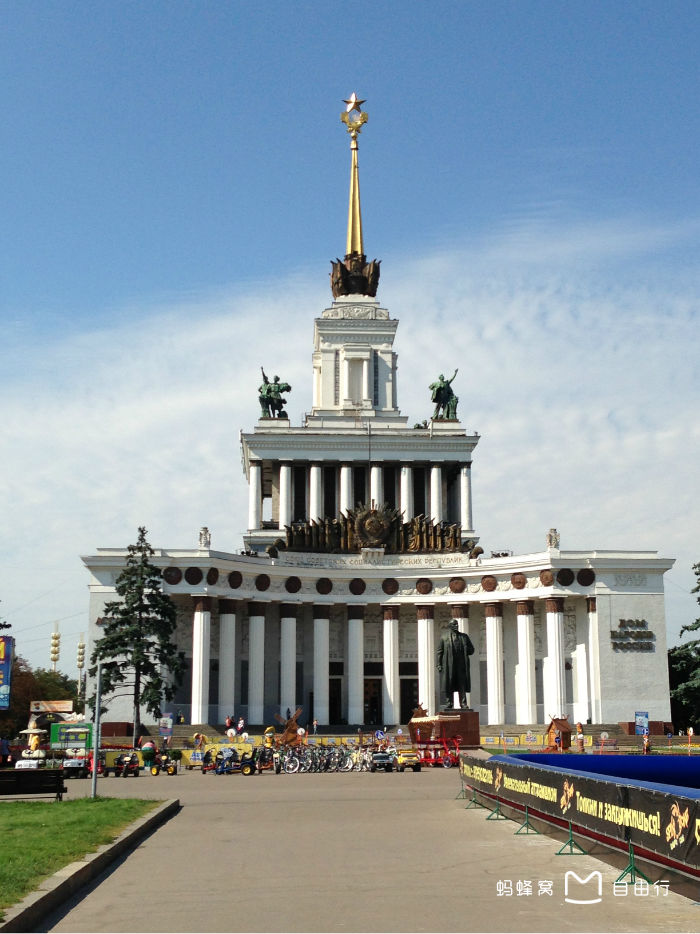  p data-id="gnx262bcai">全俄展览中心,位于 a target="_blank" href