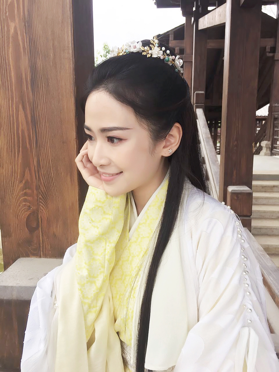  p>刘美彤,1996年2月13日出生于重庆市,中国内地女演员,毕业于上海