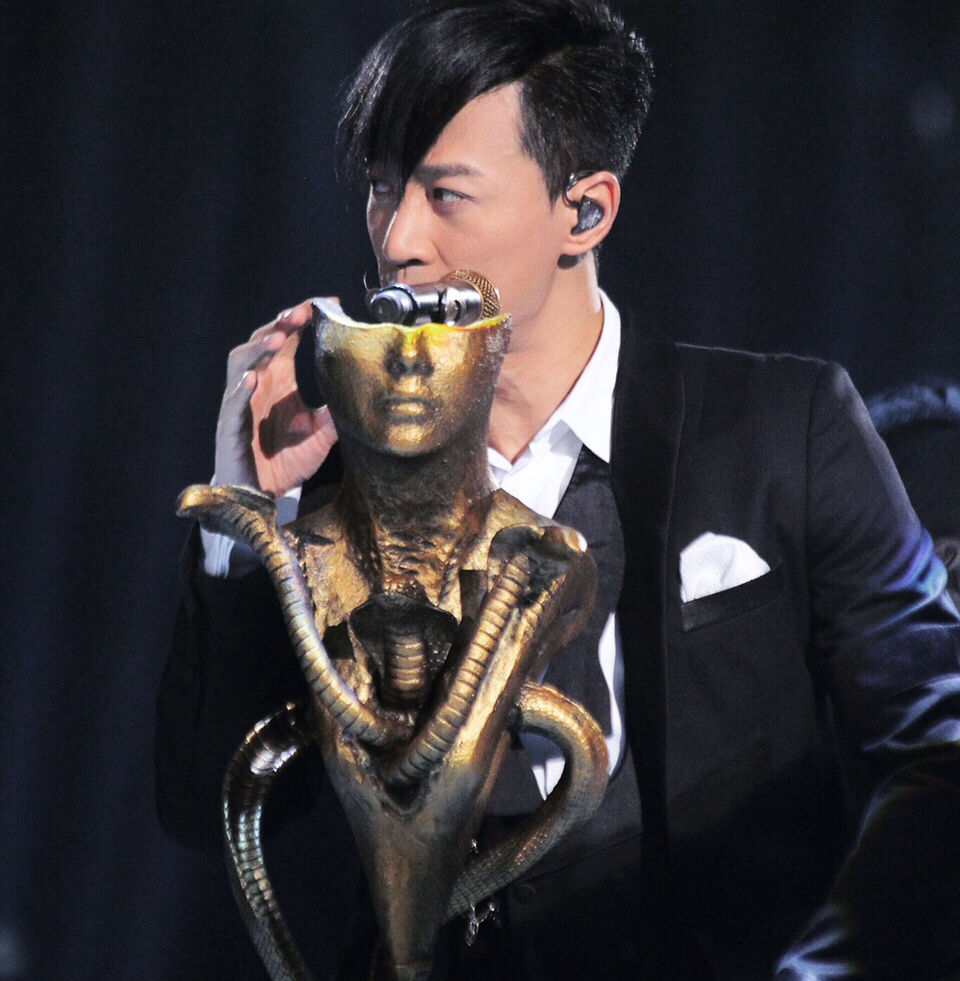  p>林峰,1979年12月8日生于福建厦门,中国香港影视男演员,流行乐歌手.