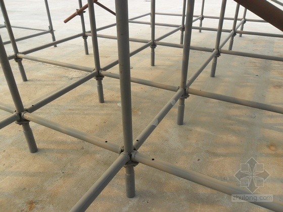 钢管扣件式脚手架