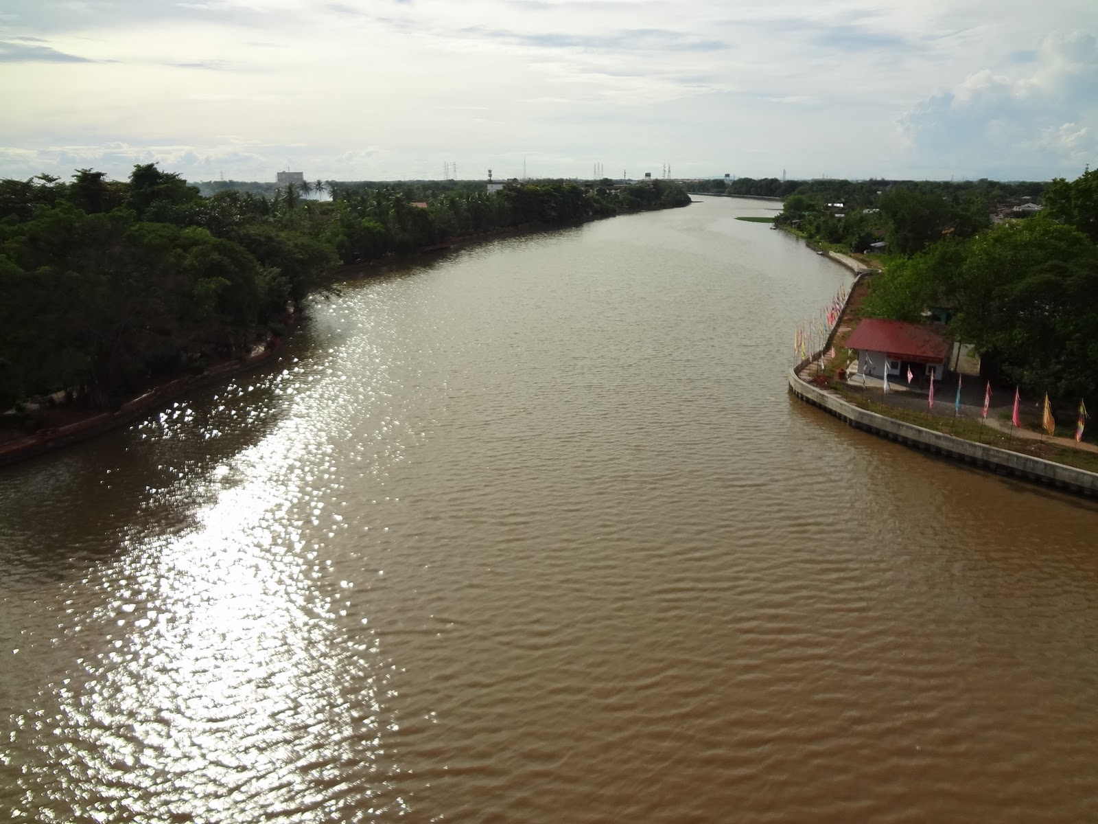 sungai kedah)是 a target="_blank" href="/item/马来西亚/202243"