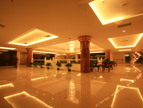 武当山建国饭店