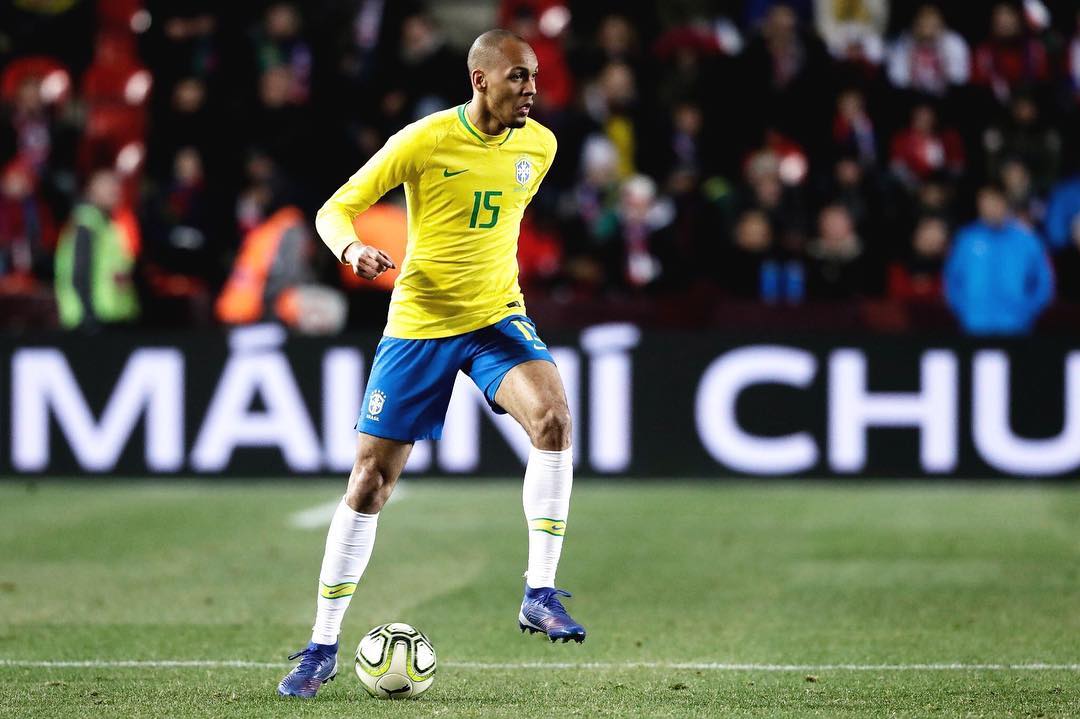  p> b>法比奥·恩里克·塔瓦雷斯 /b>(fabio henrique tavares),简称 