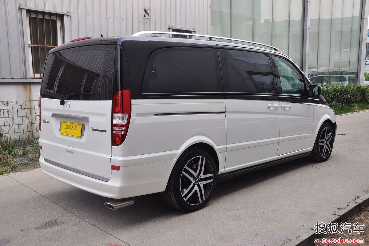 是顶尖mpv的典范之作,有着"智慧商务空间,至谨奔驰工艺"的核心优势