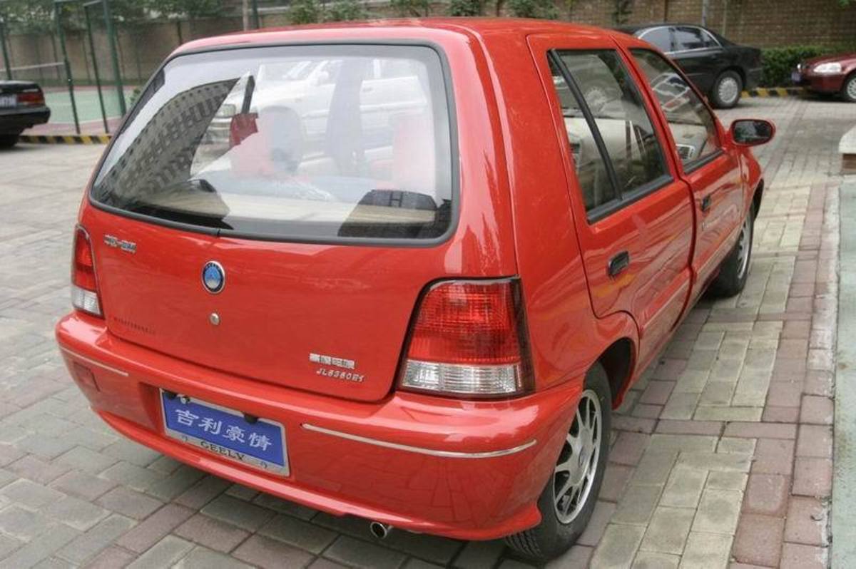 吉利豪情两厢(吉利豪情两厢图片)