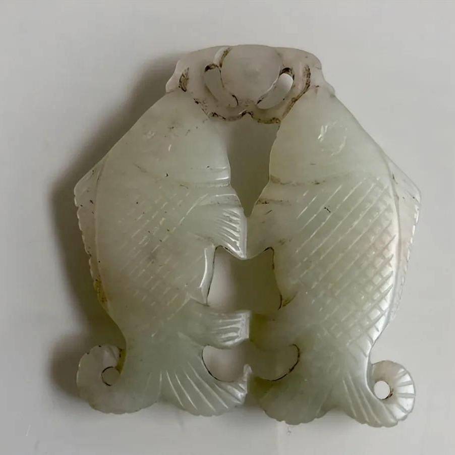 双鱼玉佩（辽代玉器）_百度百科
