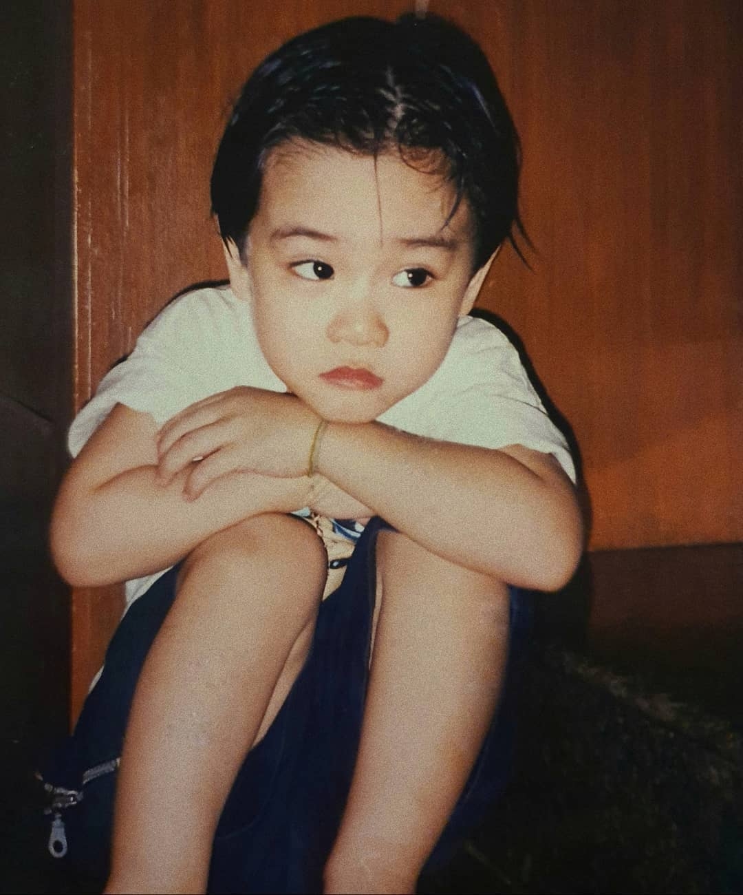 汉名王俊勇,2001年3月20日出生于泰国,泰国 a target="_blank" href="