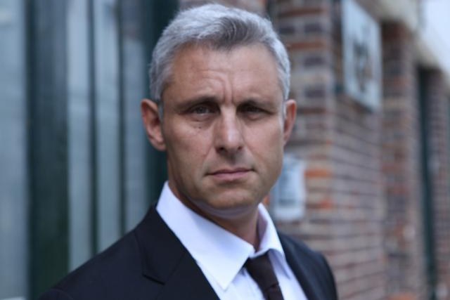 埃里克·凯利,演员,主要作品有《虚拟革命》