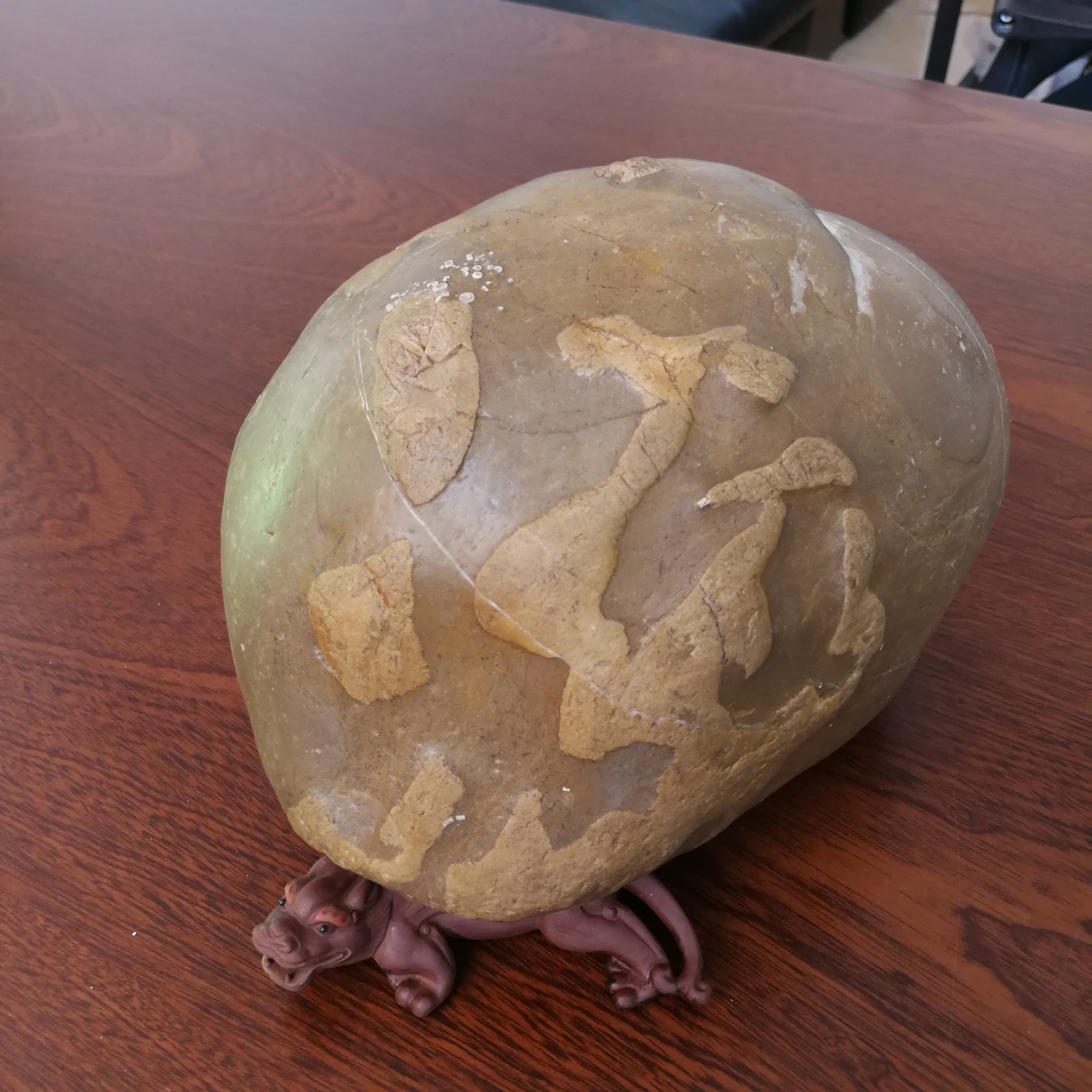  /a>形成的形状不一般的 a target="_blank" href="/item/石头/805"