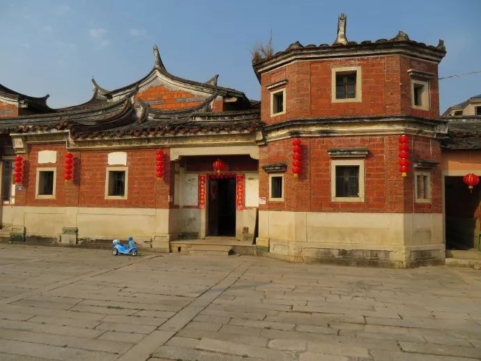  p>南安林氏民居,也称为林路厝,位于福建省泉州市 a target="_blank"