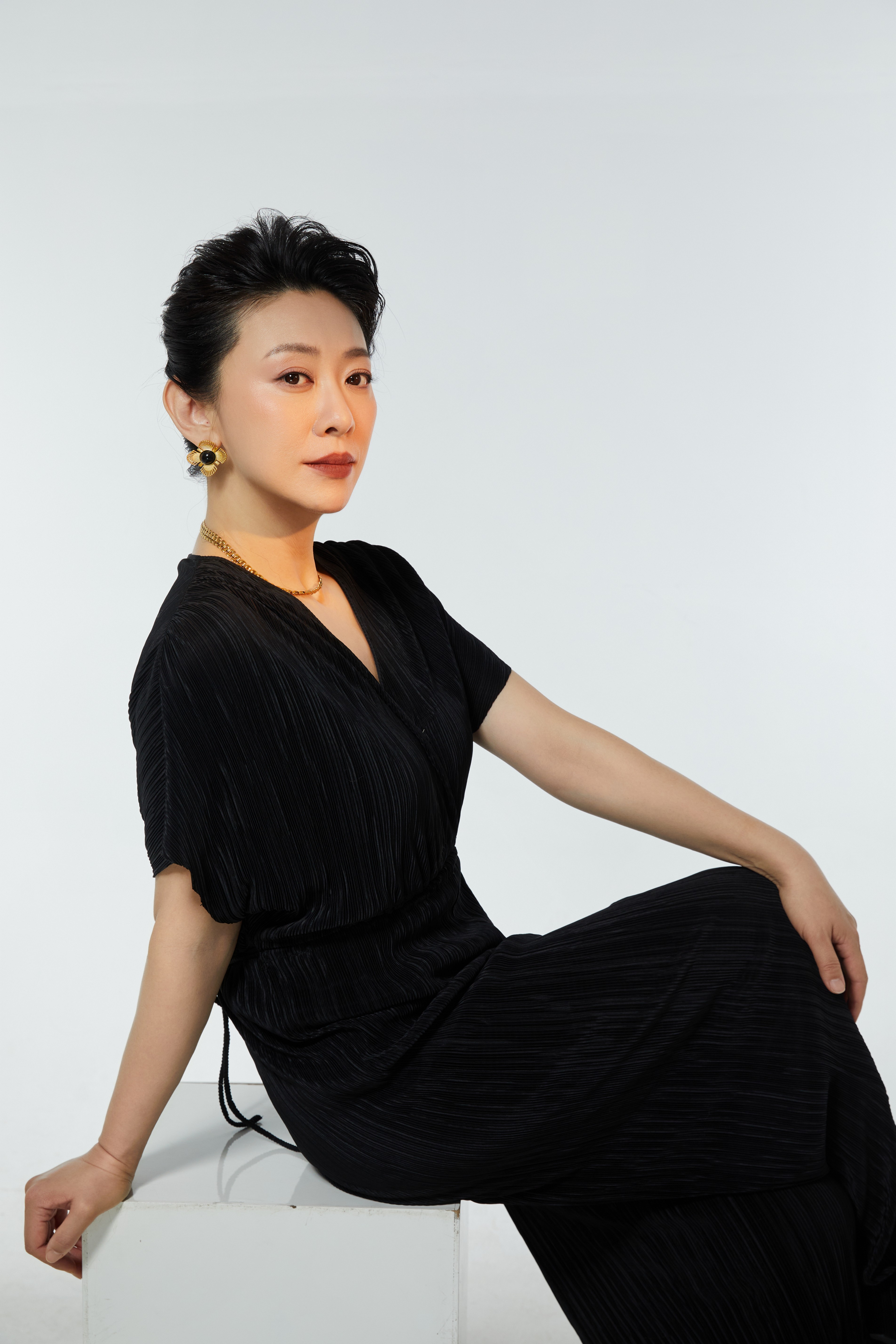 i02bi">韩姝妹,1975年8月7日出生于山东省青岛市,中国内地影视女演员