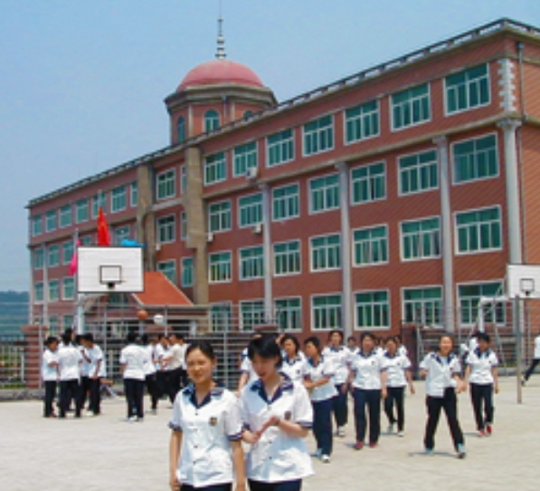 鞍山市鞍钢高中