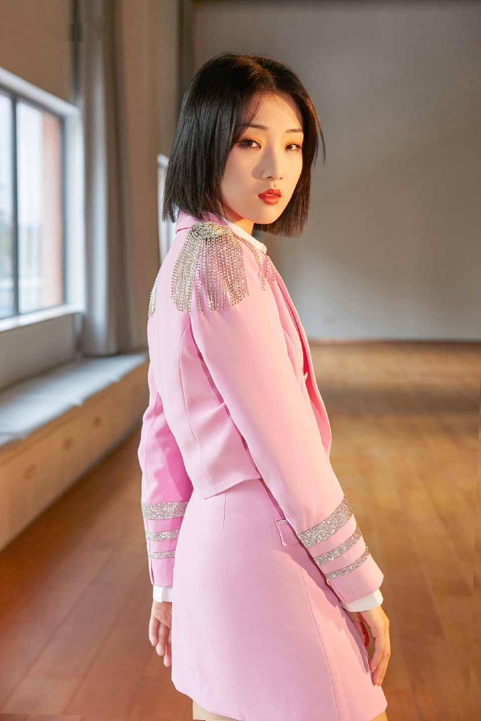  p>yamy,本名郭颖,1991年10月7日出生于广东省清远市英德市,中国内地