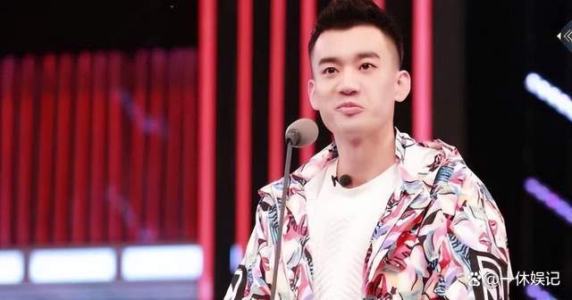 庞博：从小镇做题家到脱口秀大腕，他与董宇辉何其相似_百科TA说