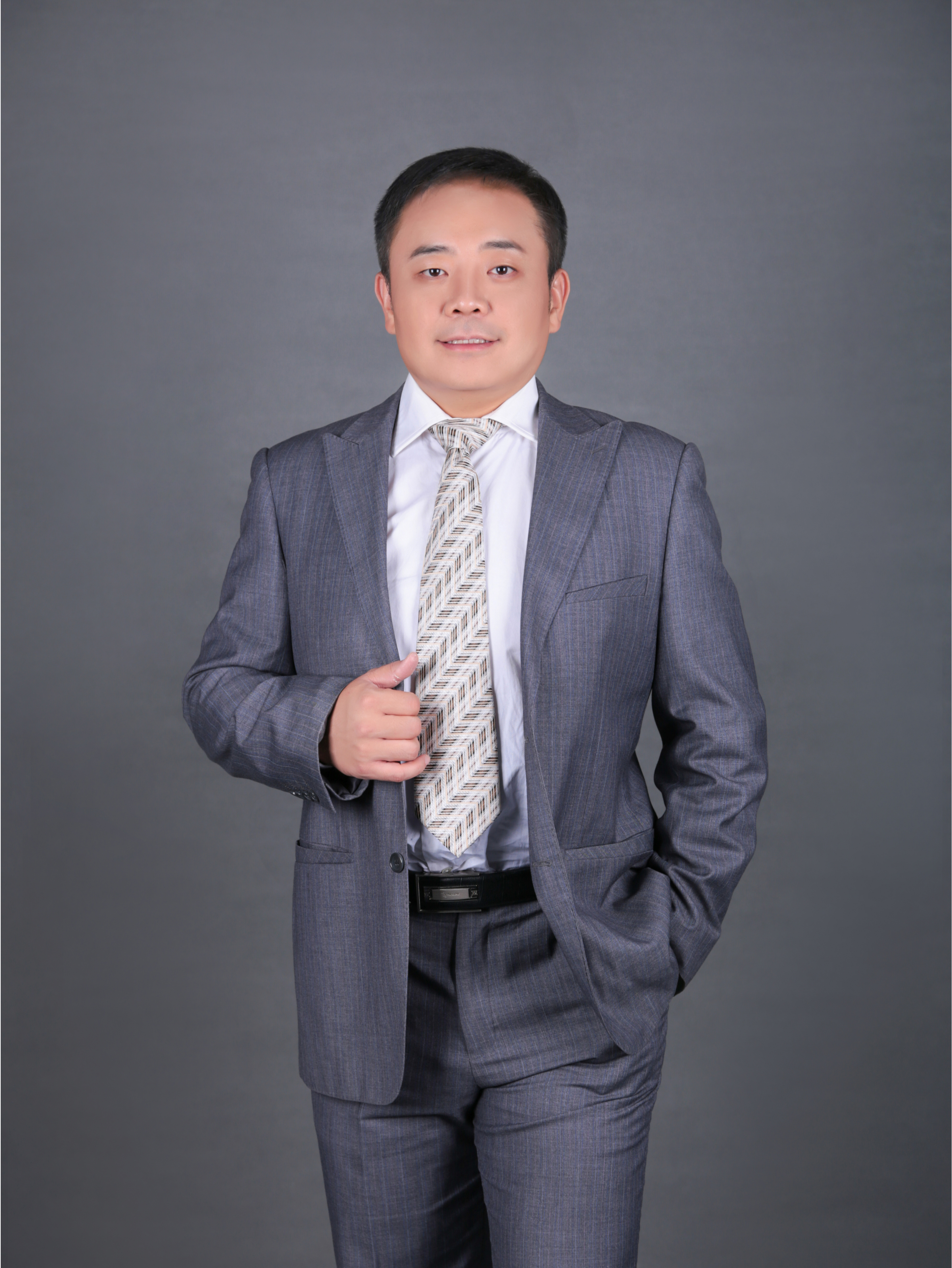 专业硕士导师 sup data-ctrid="2aknfcmyzka">4 /sup>,国际金融理财师