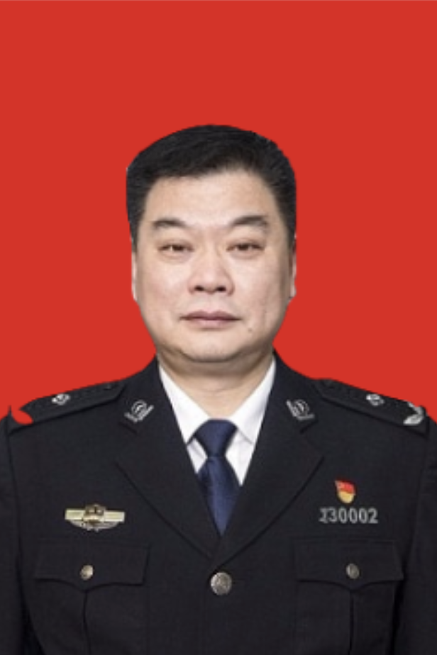  /p> p data-id="gnwtyr9ko0">现任湖南省娄底市公安局党委副书记,副
