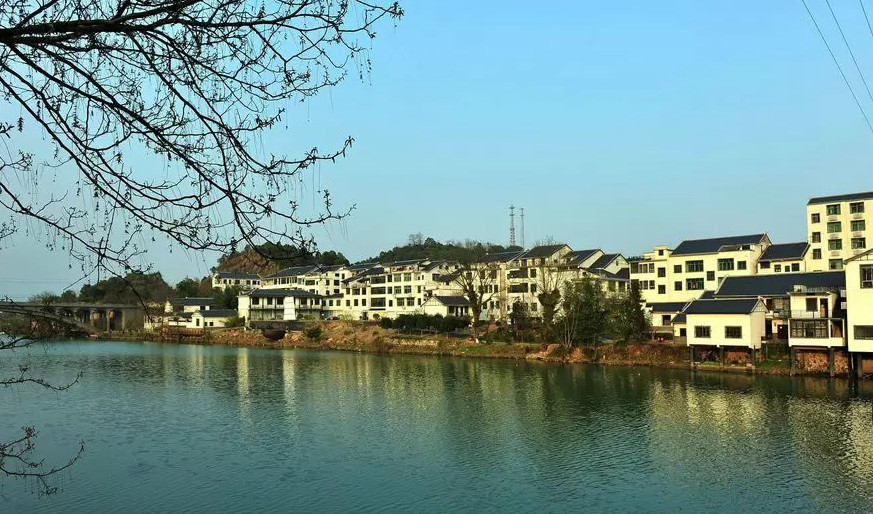  p>官渡镇,隶属于湖南省长沙市浏阳市,地处 a target="_blank" href="