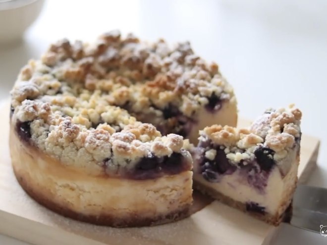 蓝莓酥蛋糕