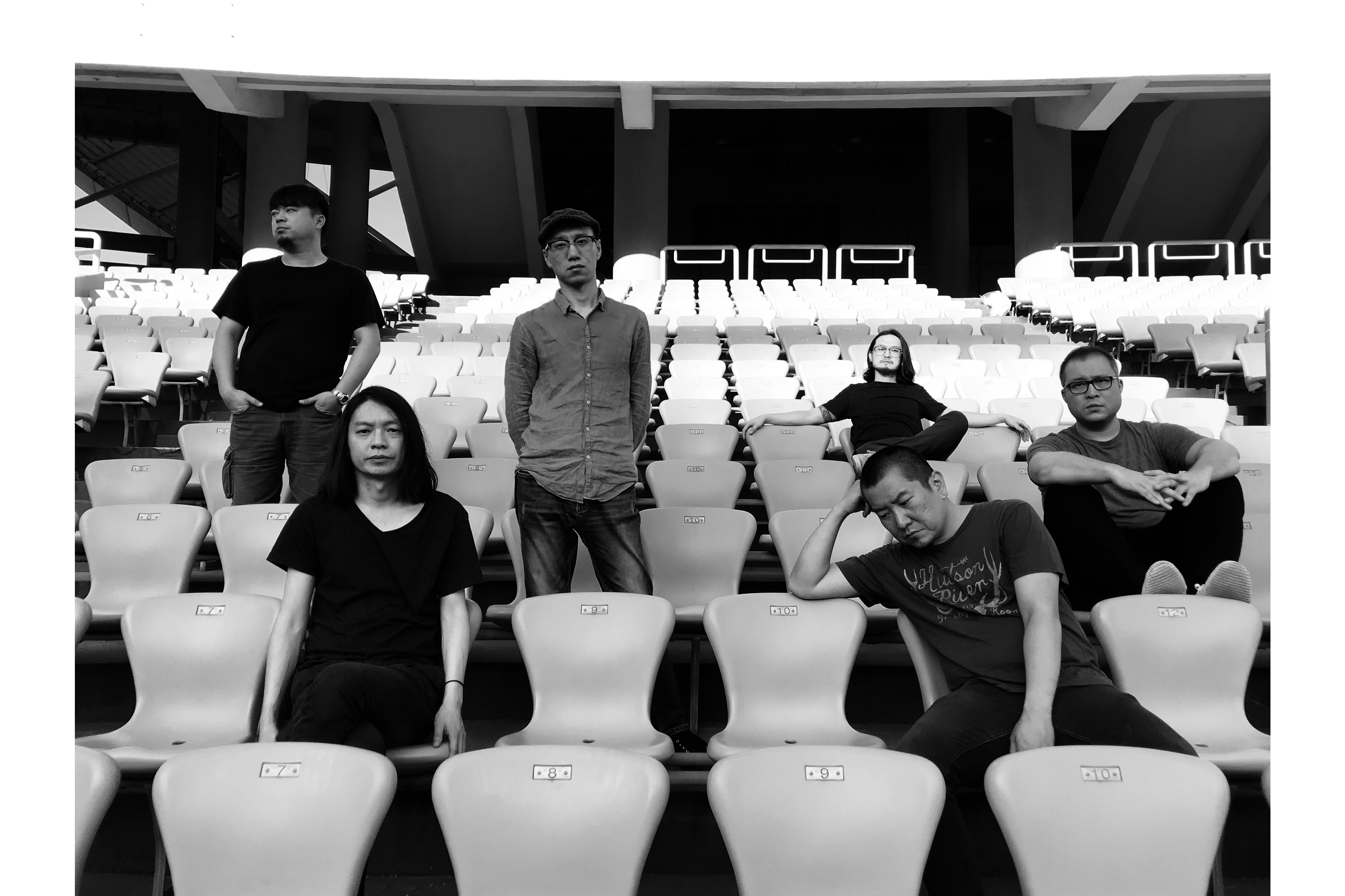 乐队 i>(wang wen) /i>,中国器乐摇滚乐队,由吉他手谢玉岗,吉他手耿鑫