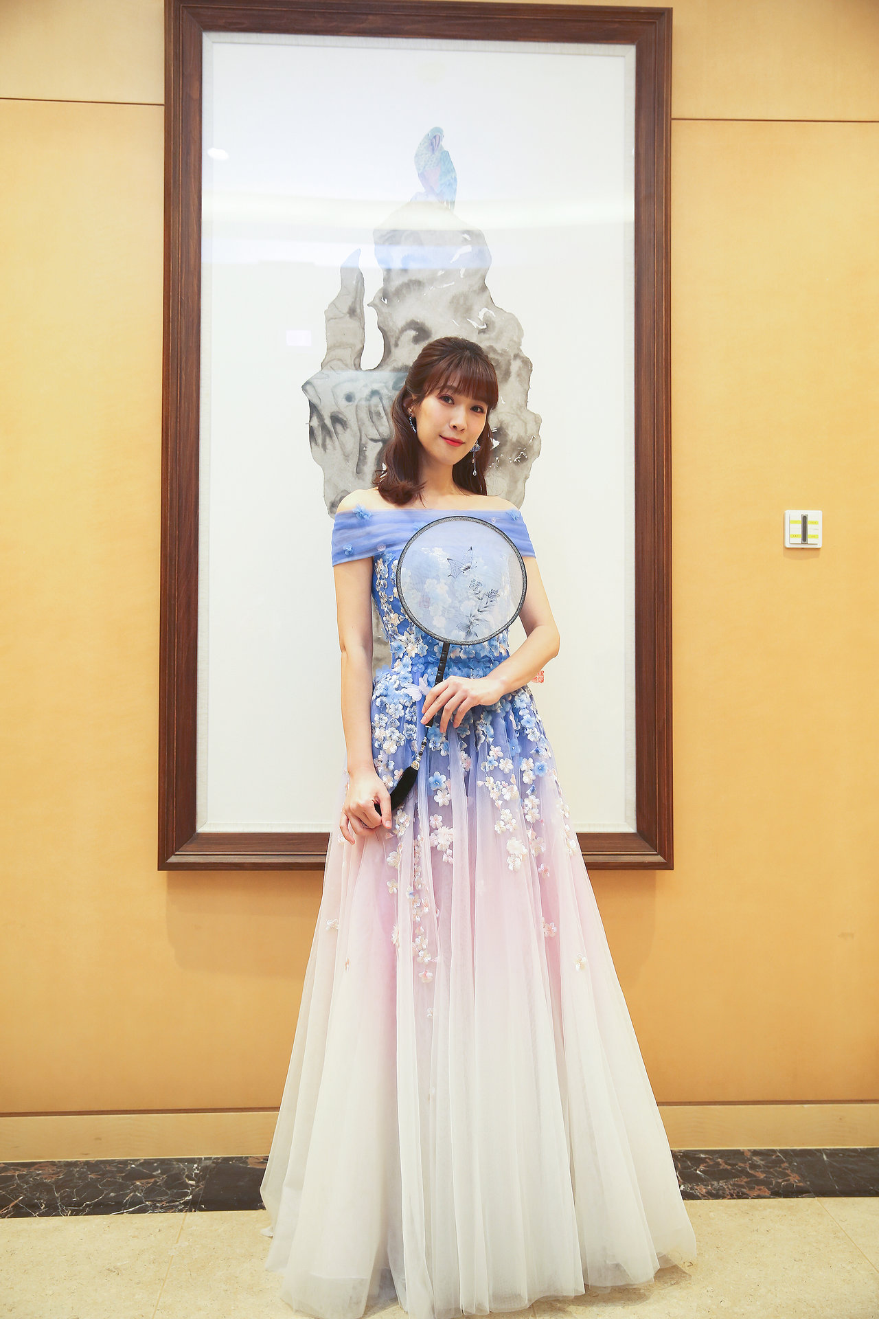  p>刘洪悦(悦悦),1983年1月23日出生于吉林省长春市,中国内地女主持人