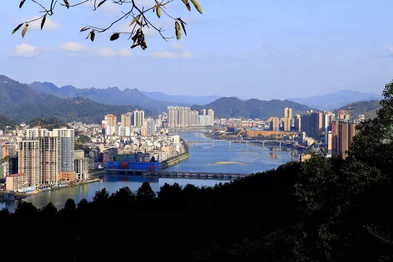  p>安化县,湖南省 a target="_blank" href="/item/益阳市/842080"