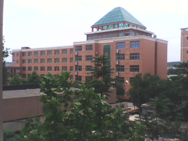 济南市长清中学