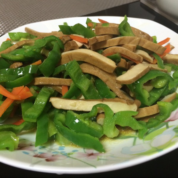 干丝拌青椒