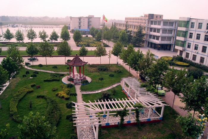  p>石家庄市藁城区职业技术教育中心(简称:藁城职教中心)是一所国办多