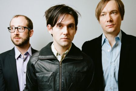  p data-id="gnwpzpzz51">bright eyes是1995年成立的美国乐队. /p>