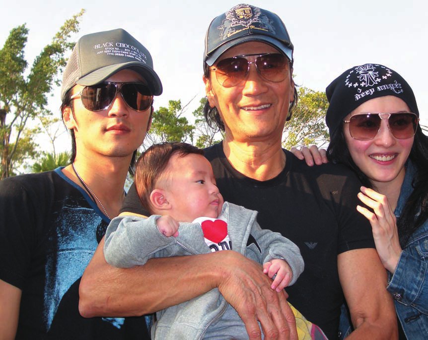  p>谢振轩(lucas tse)是一名童星,是 a href="#" data-lemmaid="