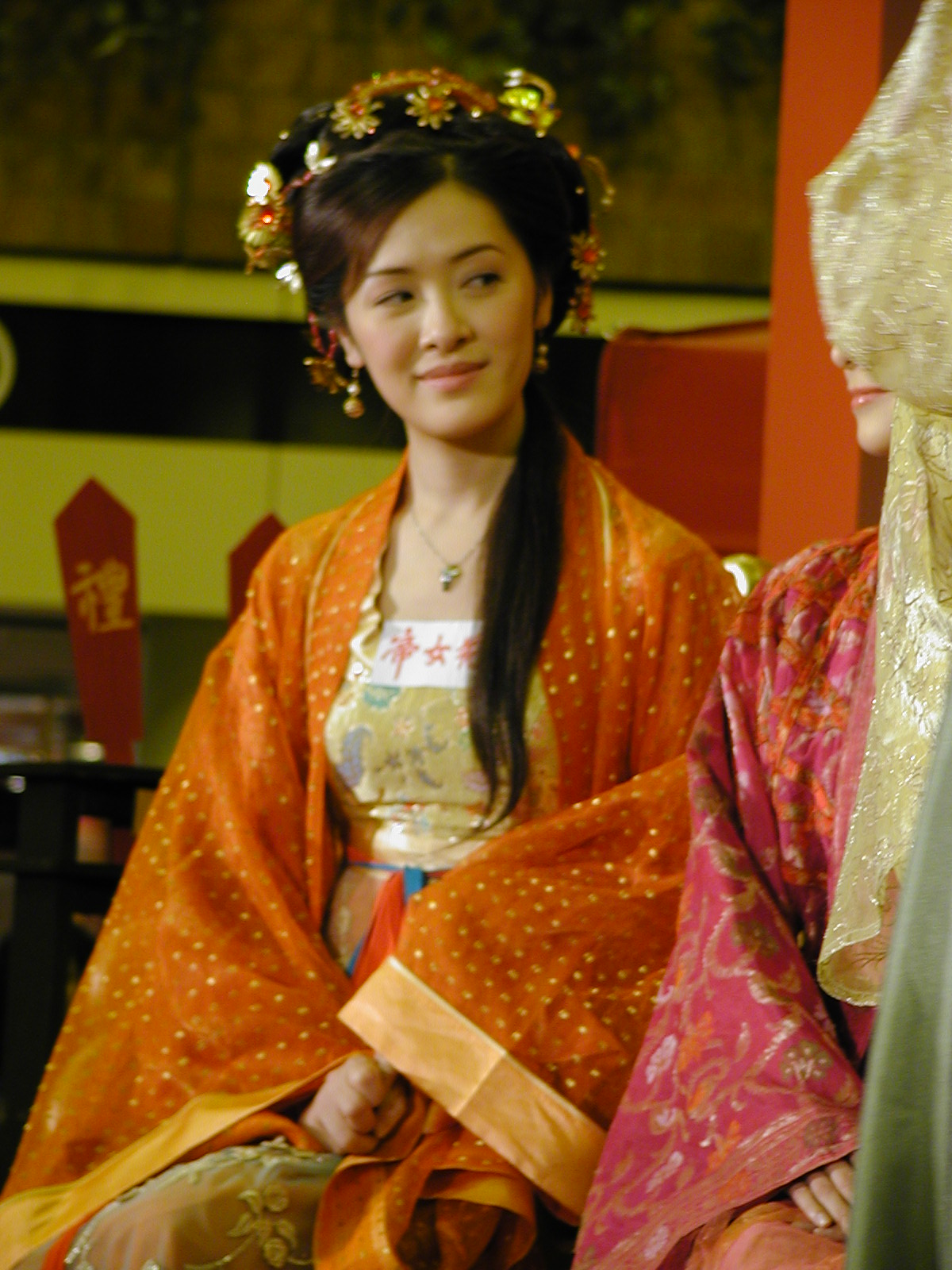  p>陈圆圆(1623―1695),原姓邢,名沅,字圆圆,又字畹芳,幼从养母陈氏