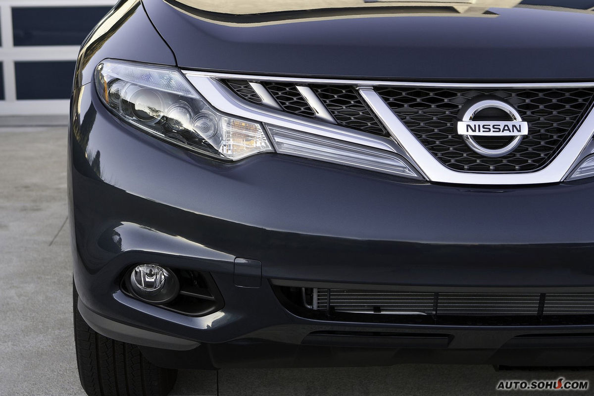 全称"日产汽车"(日文汉字转简体:日产自动车株式会社,英文:nissan